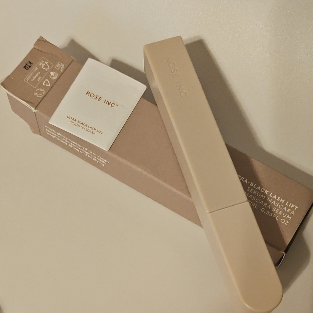 2/$20 Rose Inc Ultra-Black Lash Lift Mascara - Picture 5 of 6